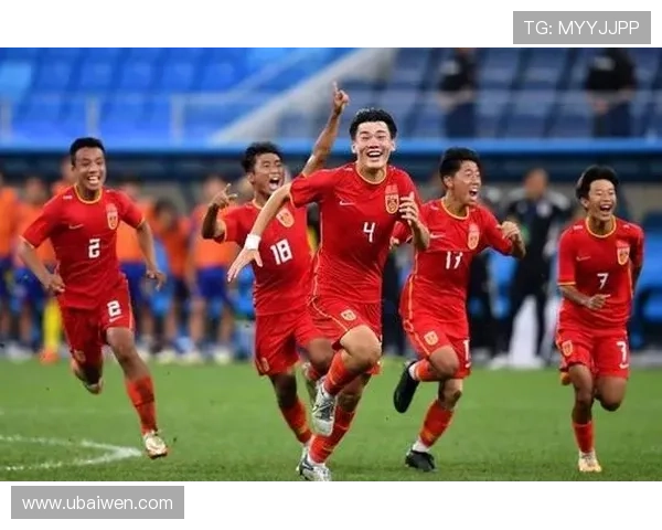 国足奋力逆转豪取关键胜利年轻球员闪耀全场点燃球迷激情 国足奋力逆转豪取关键胜利年轻球员闪耀全场点燃球迷激情