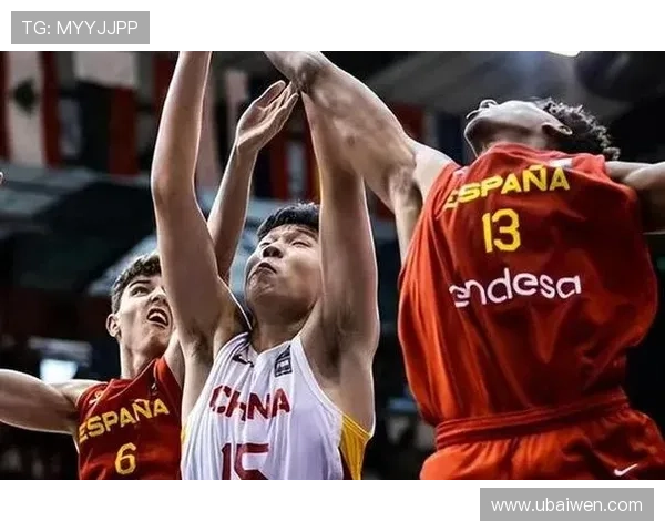 中国男篮奋力拼搏，战胜强敌晋级世界杯四强，创历史新高